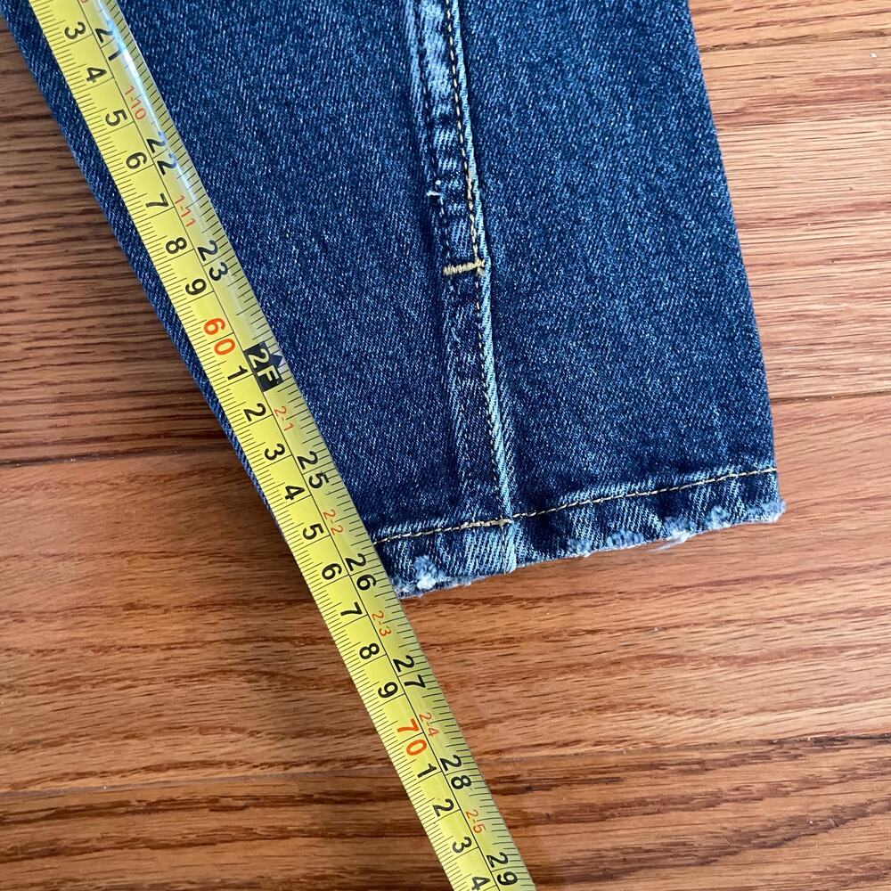 AMO Dive Bar Twist Denim Jeans Womens 27 Blue Mid Rise Distressed Grunge Edgy - Picture 10 of 10
